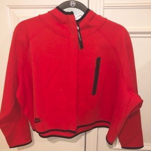 Nike Women's Sportswear Tech Fleece Cape Size M